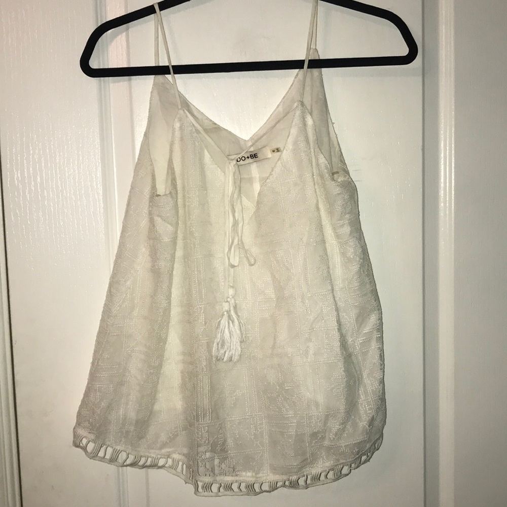 Cute summer top -white